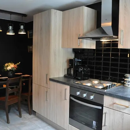 Дом отдыха Maison Le 30 *